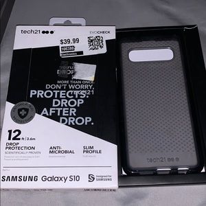 Samsung Galaxy s10 tech21 phone case
